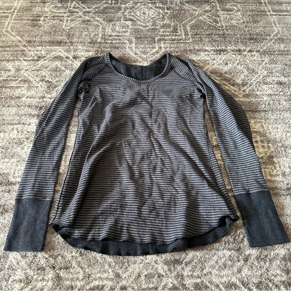 Lululemon Reversible Pullover Sweater - Picture 1 of 7